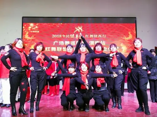 我们的五角星造型