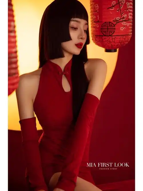 影楼写真服装女新年主题红色少女旗袍复古艺术照春节拍照摄影服装