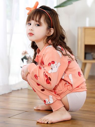 宝宝连体衣春夏女孩后腰如厕草莓衣服护肚防踢家居服连体衣