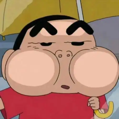 最近超爱的的头像蜡笔小新