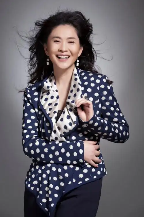 田歌:幸福的女人心中没有皱纹