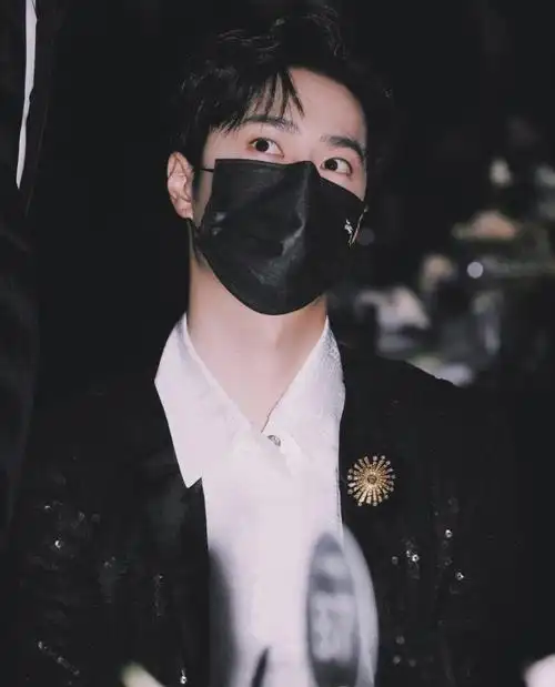 香奈儿,你对王一博不要太爱了!插图2