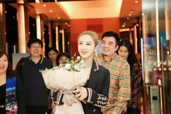 薇娅的助理琪儿收入 解放你的思维大胆猜一猜