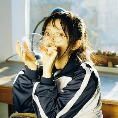 青春校园风女生头像图片100张_女生头像_头像屋