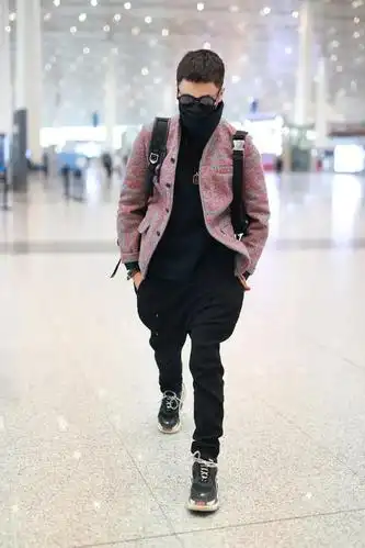 男星街拍木子洋夏威夷风提前入夏少爷jaredleto牺牲美色拍新片