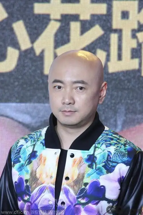 光头集结又加了十多个