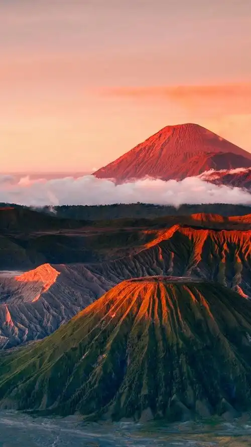 首页 自然与风景 火山iphone 壁纸:750x1334 (iphone 8/7/6/6s)