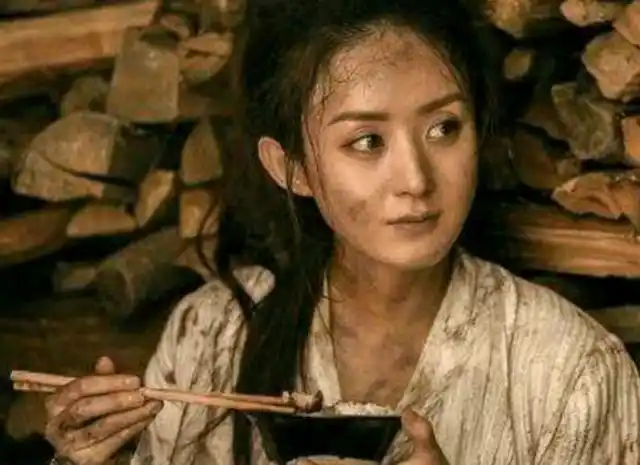 女明星扮起了乞丐,阿sa江一燕丑到认不出,baby被批不敬业