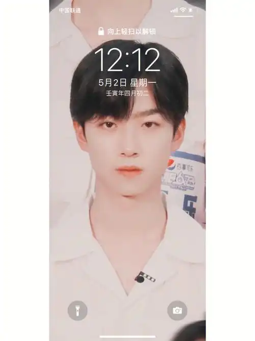 一直是这个 只在北京麦田音乐节远远的见过一面 张嘉元真的是元气修勾