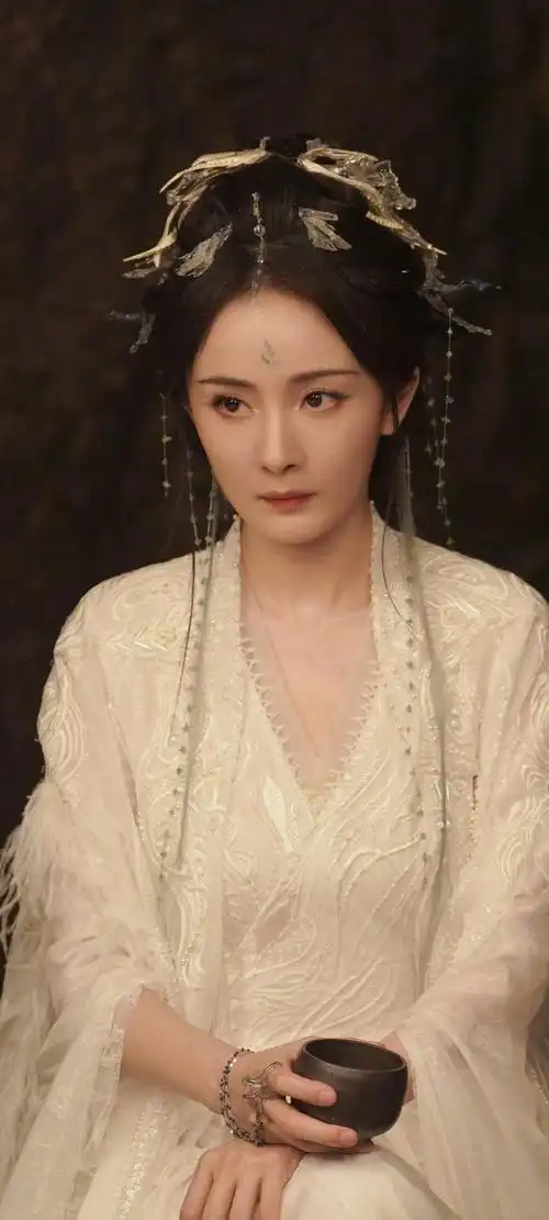 美女壁纸—《狐妖小红娘》杨幂饰演的涂山红红