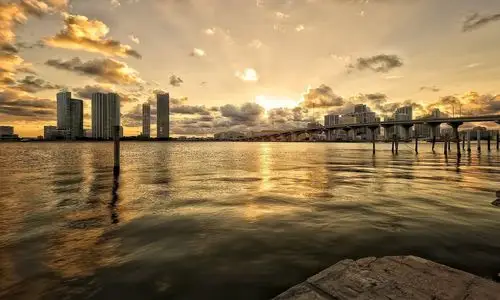 【壁纸】oppo x907原机自带高清壁纸打包下载20张( 1800p分辨率 )