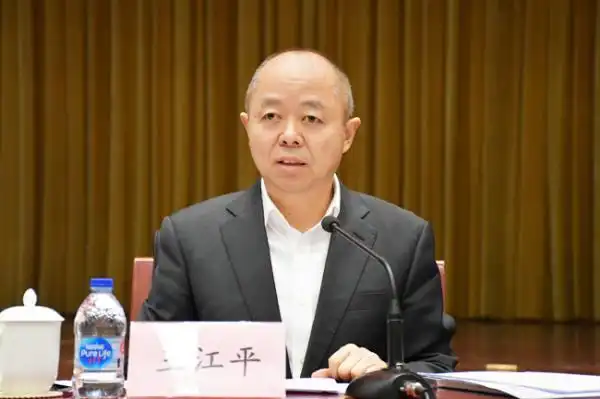 工信部2019年要扎实推进危化品生产企业搬迁改造