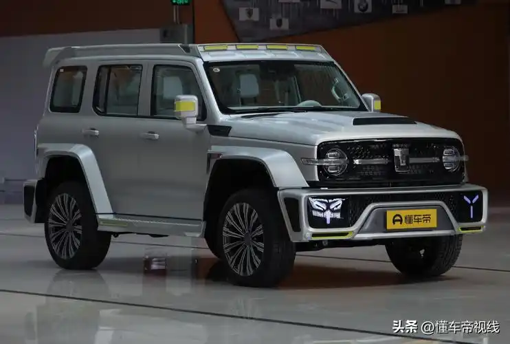 长城赛博坦途克300价格(赛博版坦克300预计33万起售) 第2张