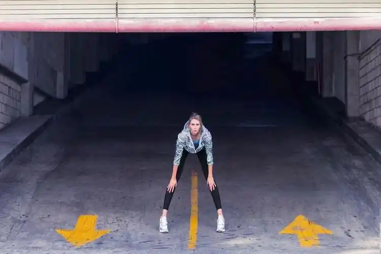 2米 刷新美国最长腿纪录