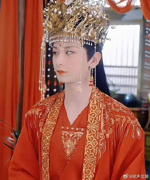 杨紫男装vs成毅女装##沉香夫妇暑期档对打