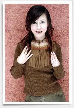 57岁龙千玉29年瞒婚生子,身家过亿儿女遭遇不幸,如今雨过天晴__凤凰网