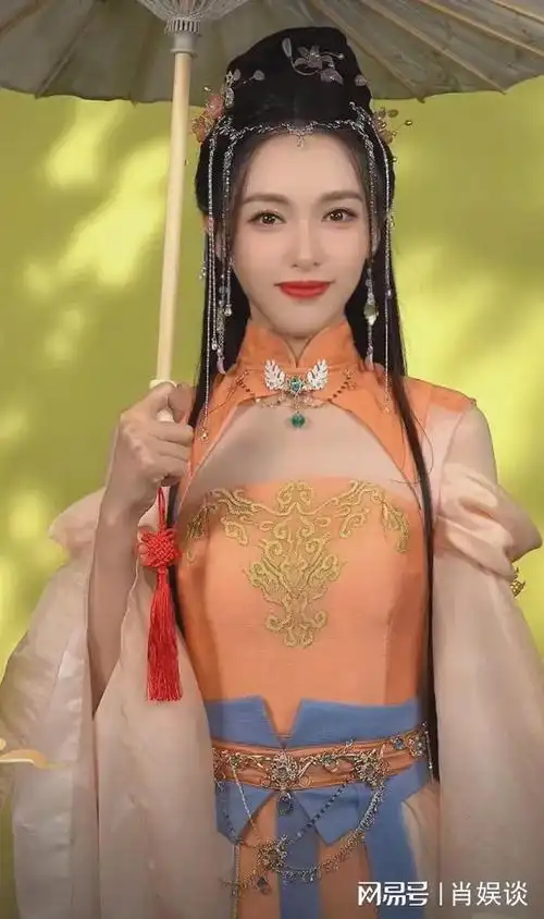 15位古装美人撑伞刘诗诗赵丽颖清冷唐嫣杨紫灵动最美的是她