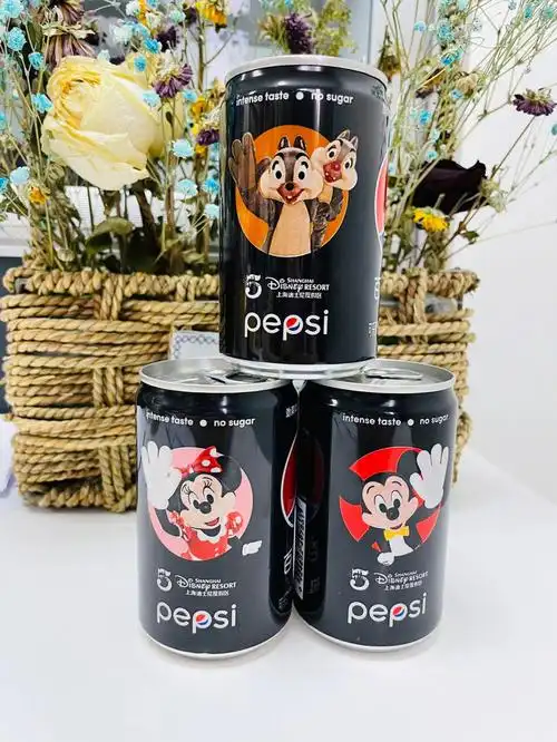百事可乐迪士尼联名款,找到了三种图案,每个都好可爱三只松鼠的奶奶甜