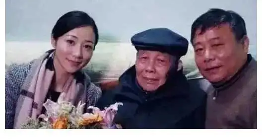 韩雪老公万山(韩雪隐婚丈夫身份大揭秘)-第2张图片