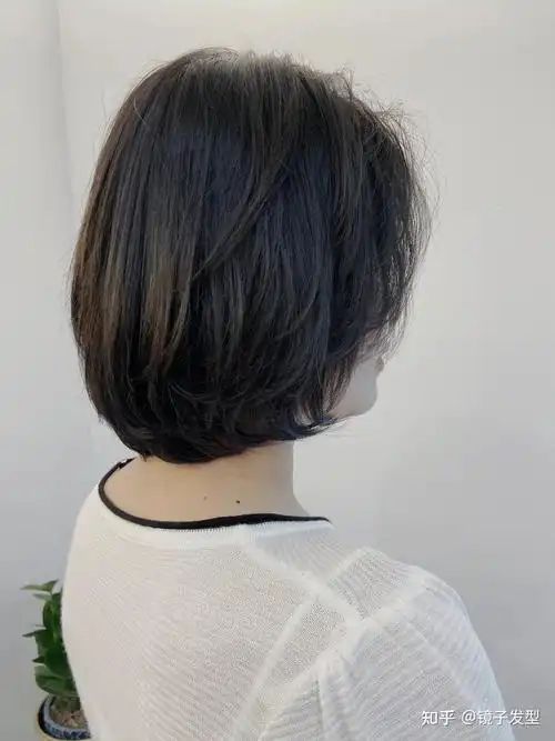 满头烫层次短发波波头,洋气立体真瘦脸,你最喜欢哪一种 - 知乎