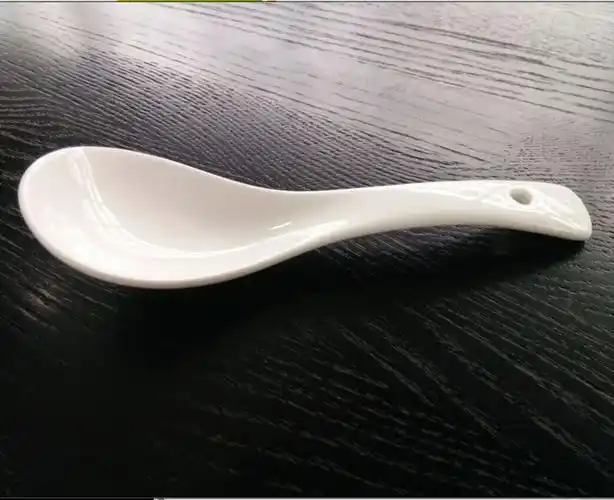 厂家批发日式汤匙 酒店餐厅日用陶瓷餐具 白瓷小勺子汤勺