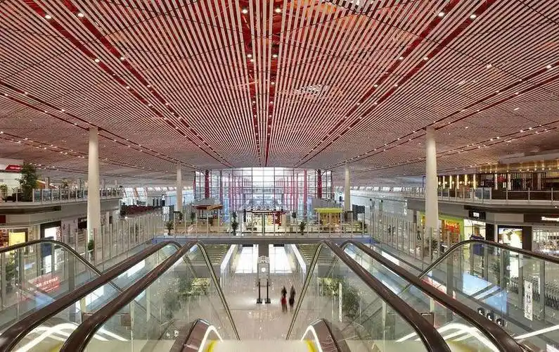 首都机场停车费一天一宿多少,北京首都t3航站楼停车场收费标准-中国