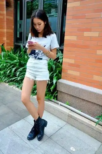 看1米55怎样穿出1米65的身材,真的绝了!