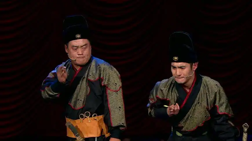 新人文松因为在小品中演活"东方不败"脱颖而出,他的表情我醉了