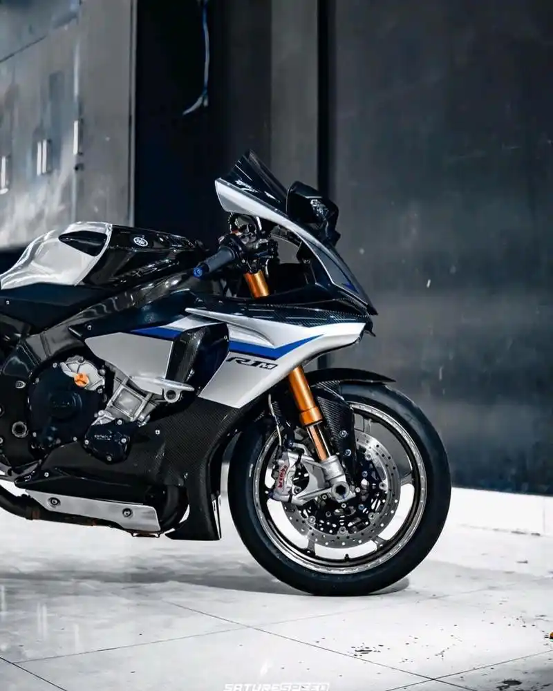 雅马哈r1m#摩托车