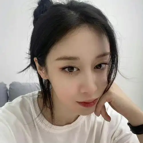 朴智妍 の 头像 /图源见logo 676767侵删