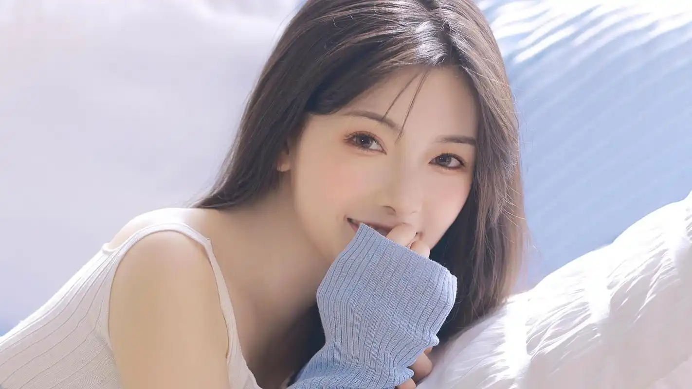 漂亮小姐姐迷人写真