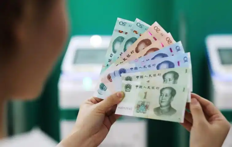 新版第五套人民币正式发行 整体防伪性能得以提升