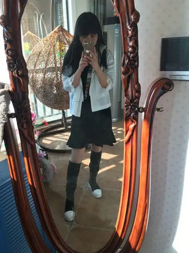 金露莎的个人简历