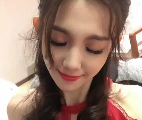 非诚勿扰被造型师耽误的黄义婷和强佳她们本可以很美