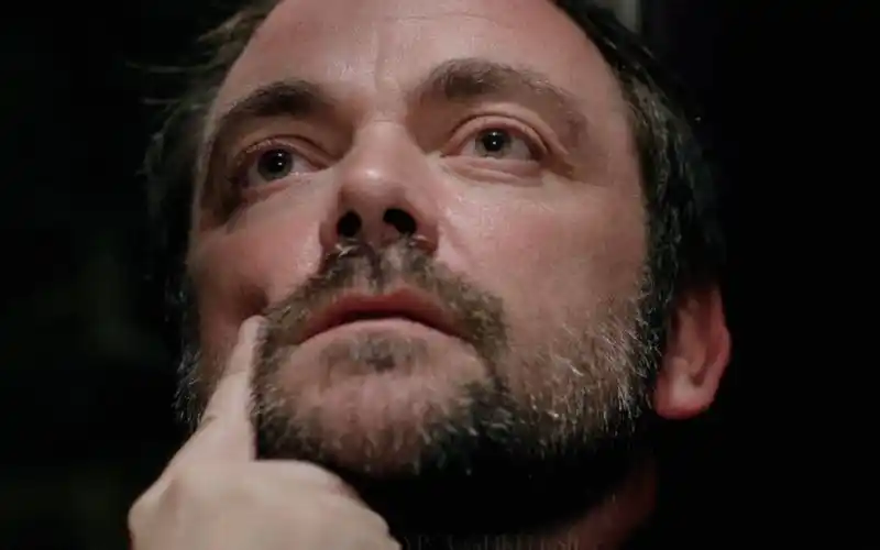 spn〗crowley:你怎么敢拿你跟dean winchester比的,没点ac数