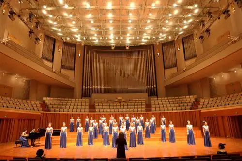 渤海大学灵音女子合唱团北京国家大剧院演出掠影!