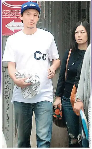 张震微博报喜与女友庄雯如结婚