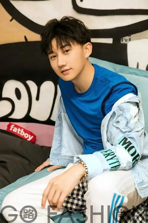 gofashionx梁振伦曼生活