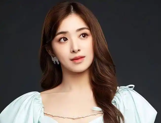 米兰这一夜,被32岁的古力娜扎惊艳,全身上下都写着"野心"_嘉宾_节目