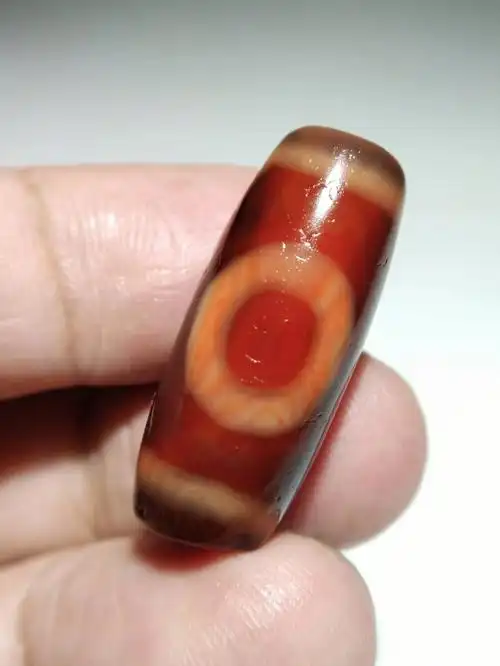 标价红料星辰一眼天珠