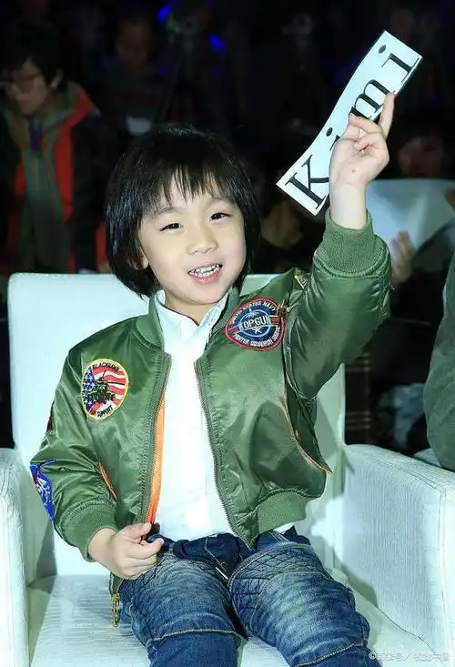 11岁kimi照片被公开