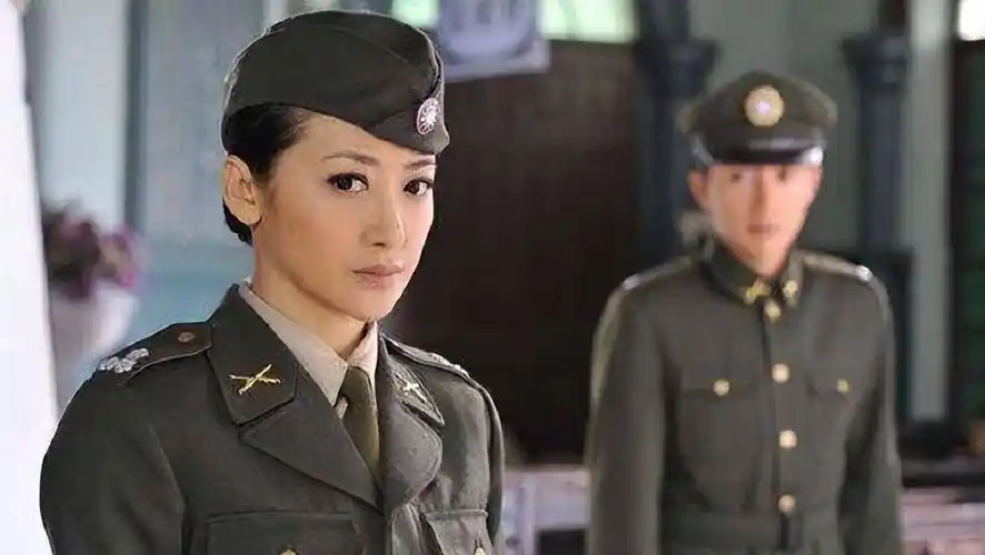 谍战剧《密使》敌我隐蔽战线的激烈较量,于震陈紫函上演殊死搏斗_人物