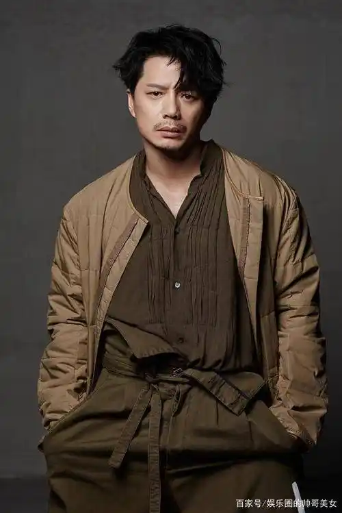 中国内地70后男演员演技排名前十名,第一名多年戏红人不红_段奕宏