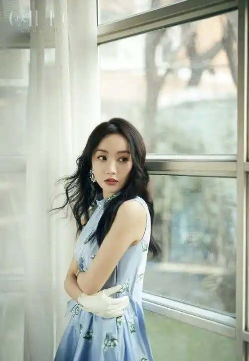 39岁杨蓉少女感爆棚!