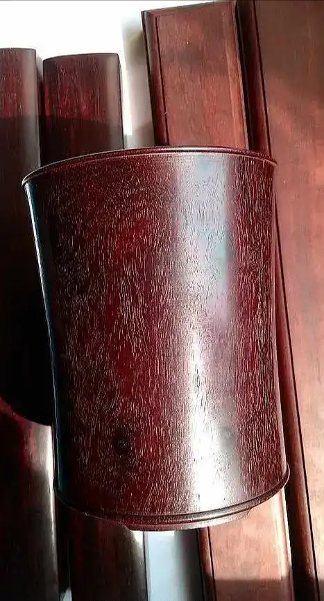 檀香紫檀笔筒色变