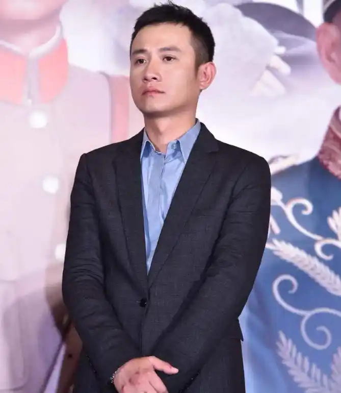 文章的6张照片,第一张真帅,最后一张最有男人味!