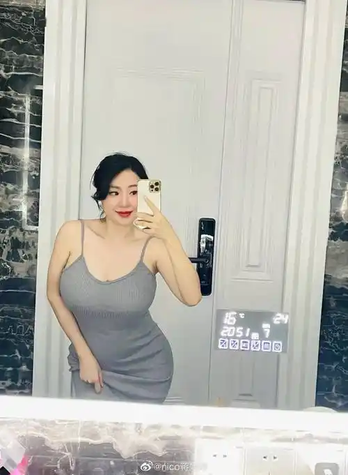 4年前那个被刘强东带火的蒋聘婷如今怎么样了