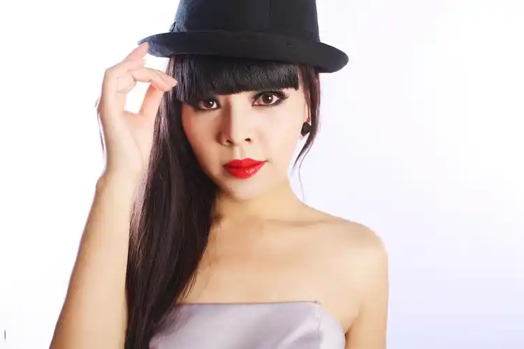 新浪show同城有约1是为全国各地喜欢音乐聊友提供一个