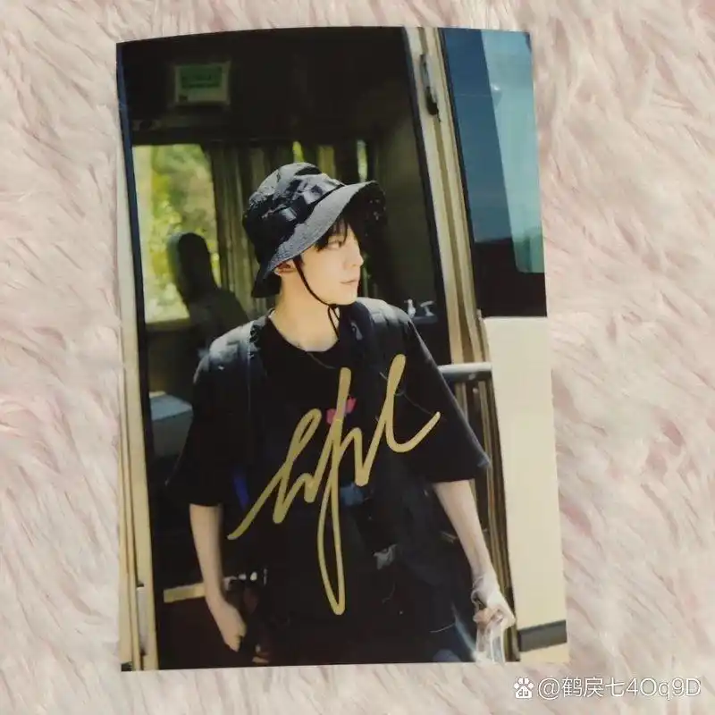 tf家族 左航 恭喜你发现了宝藏  拿到少量现场签名照/海报 可自选