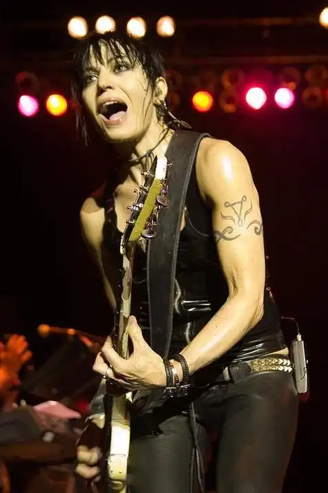 关于琼琼joan的配图及描述